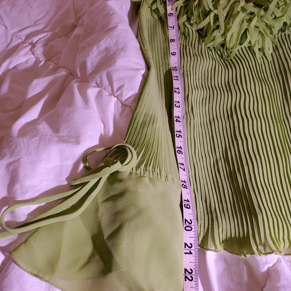 Top - Picture 6 of 6